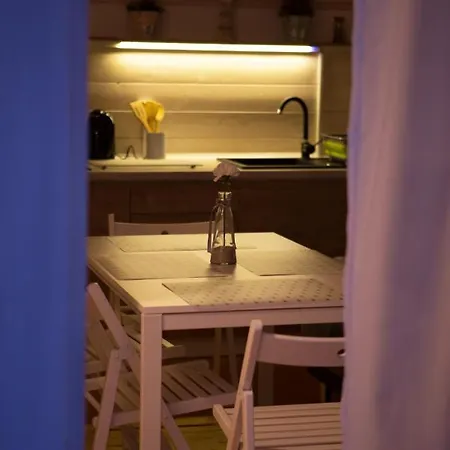 Goscinne Govinda Lodge