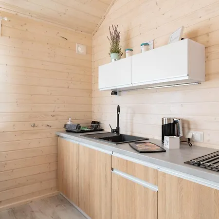 Goscinne Govinda Lodge