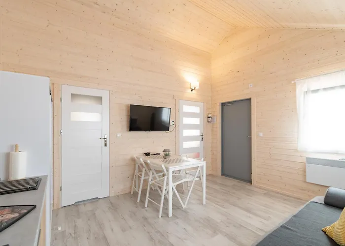 Goscinne Govinda * אוסטקה